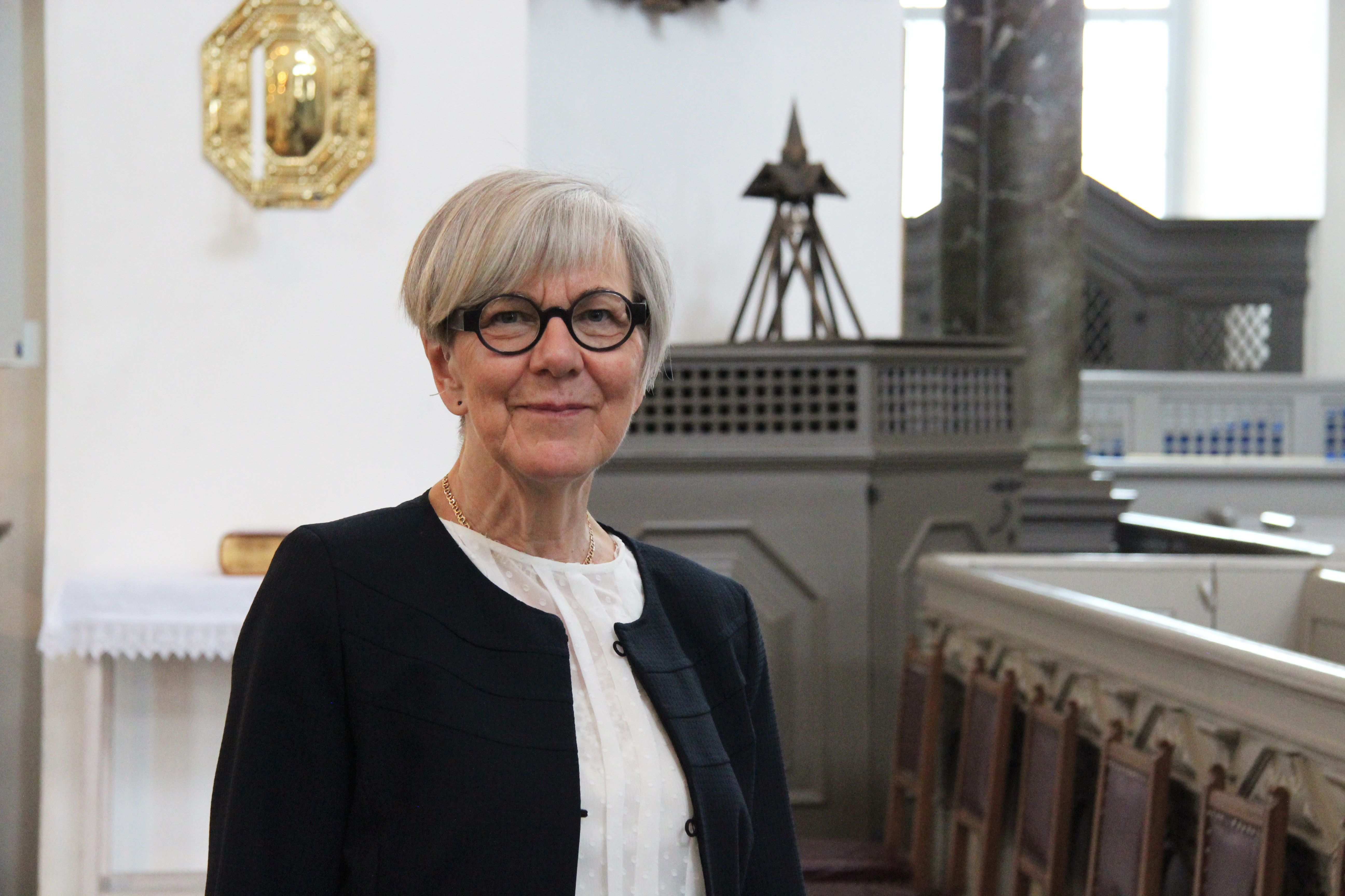 Bild på organisten Karin Lundborg Folkegård.