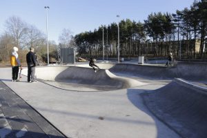 En överblicks bild över den nya skateparken i Norrliden