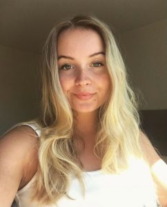 En selfie på Louise Ekblad.