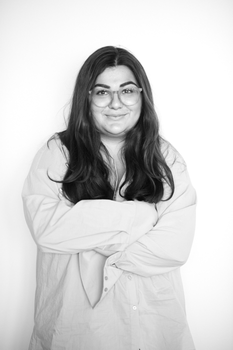 Jasmin Akbarzadeh, reporter på Juvenilen.