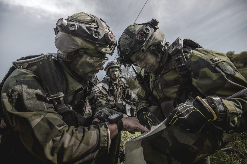 på bilden syns militärer under en militärövning