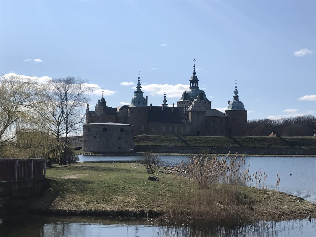 Kalmar slott som är en känd plats i Kalmar.