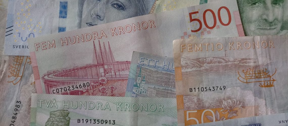 Tusentals kronor ska betalas tillbaka. Foto: Pixabay