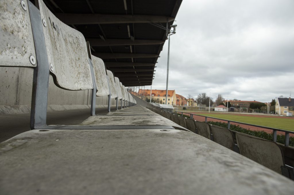 Smutsiga stolar på Fredriksskans