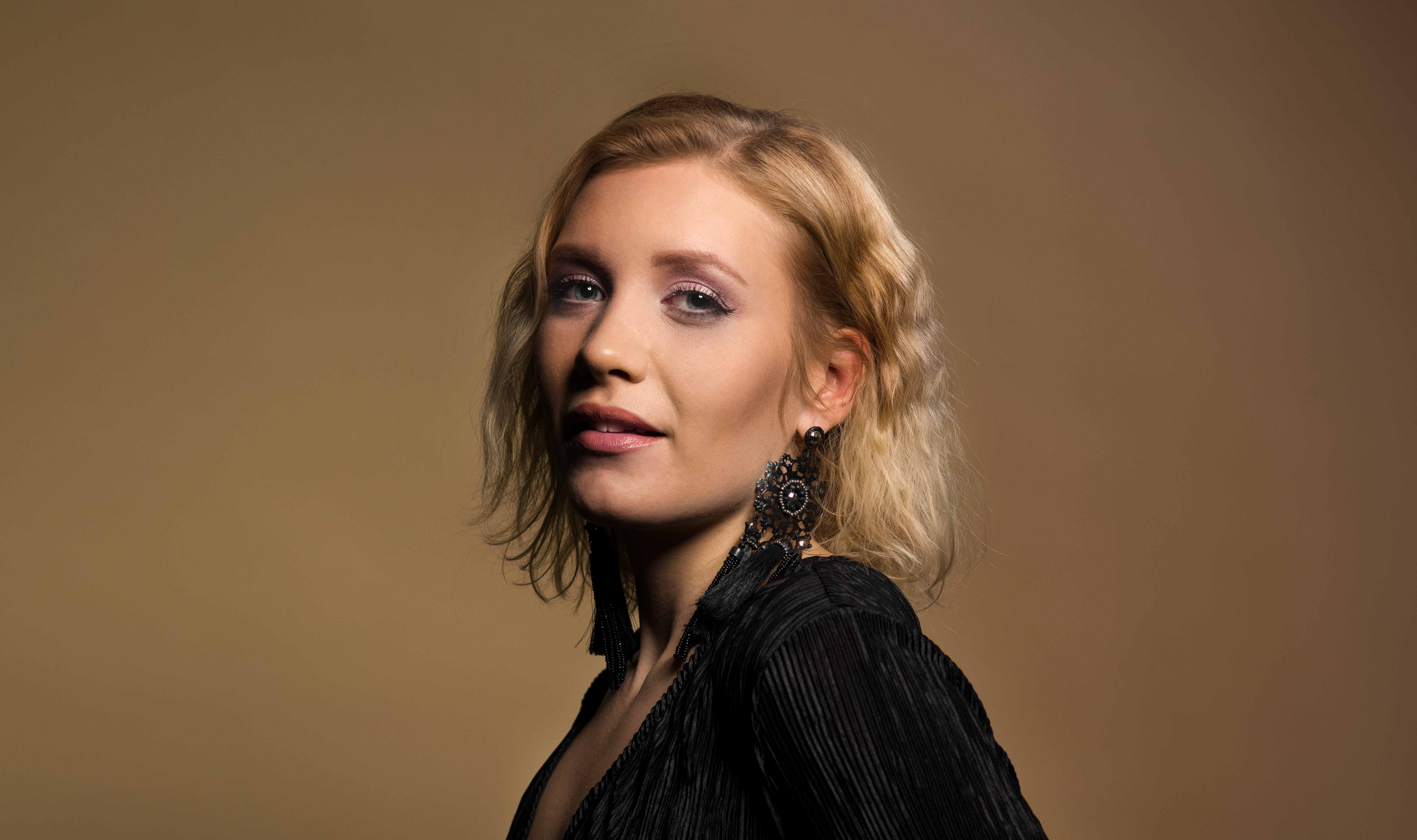 Ett porträtt på Elin Namnieks