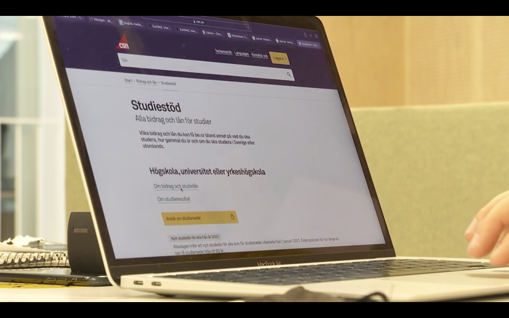 Dator som visar CSN-hemsidan