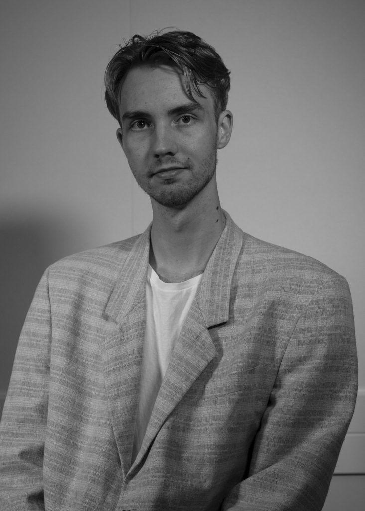 Reporter Dexter Svärd Huss