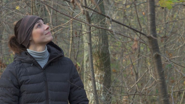 Johanna Sunde i skogen