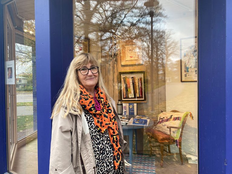 Konstnären Gunila Lindblom.