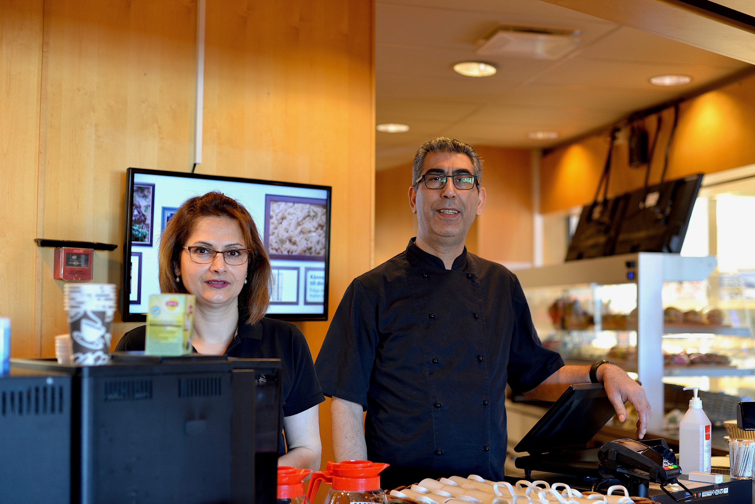 Restaurangägarna Marzieh och Reza Kaveh